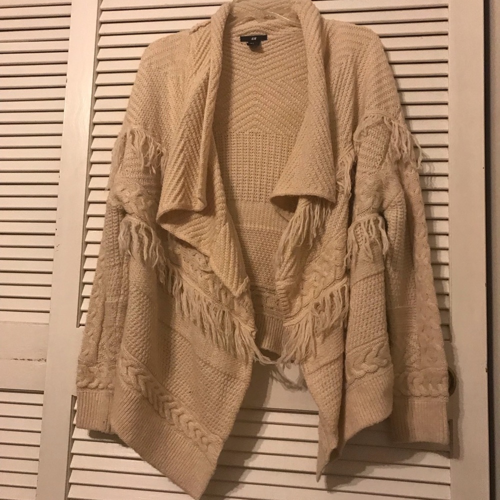 Tassel sweater✨